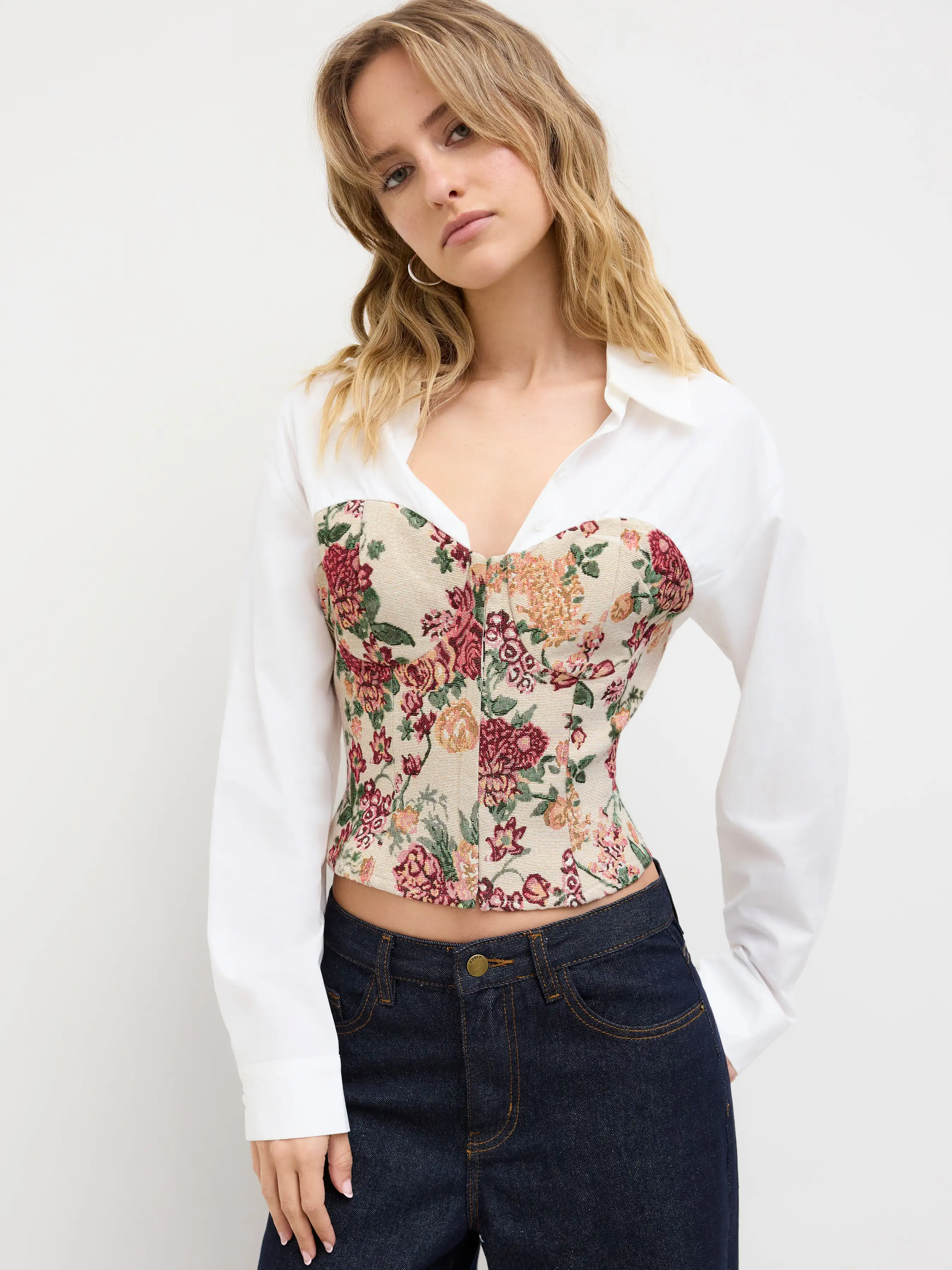 100% Cotton V-neck Collar Floral Patched Corset Long Sleeve Blouse