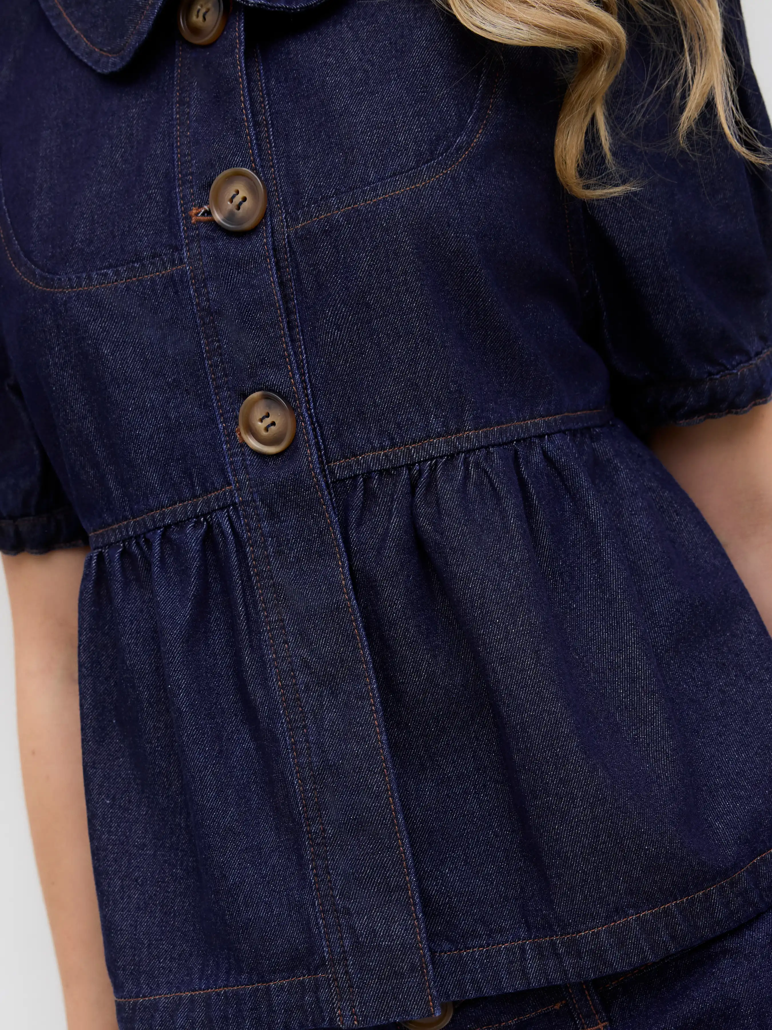 601-denim-peter-pan-collar-ruched-puff-sleeve-blouse-1.webp