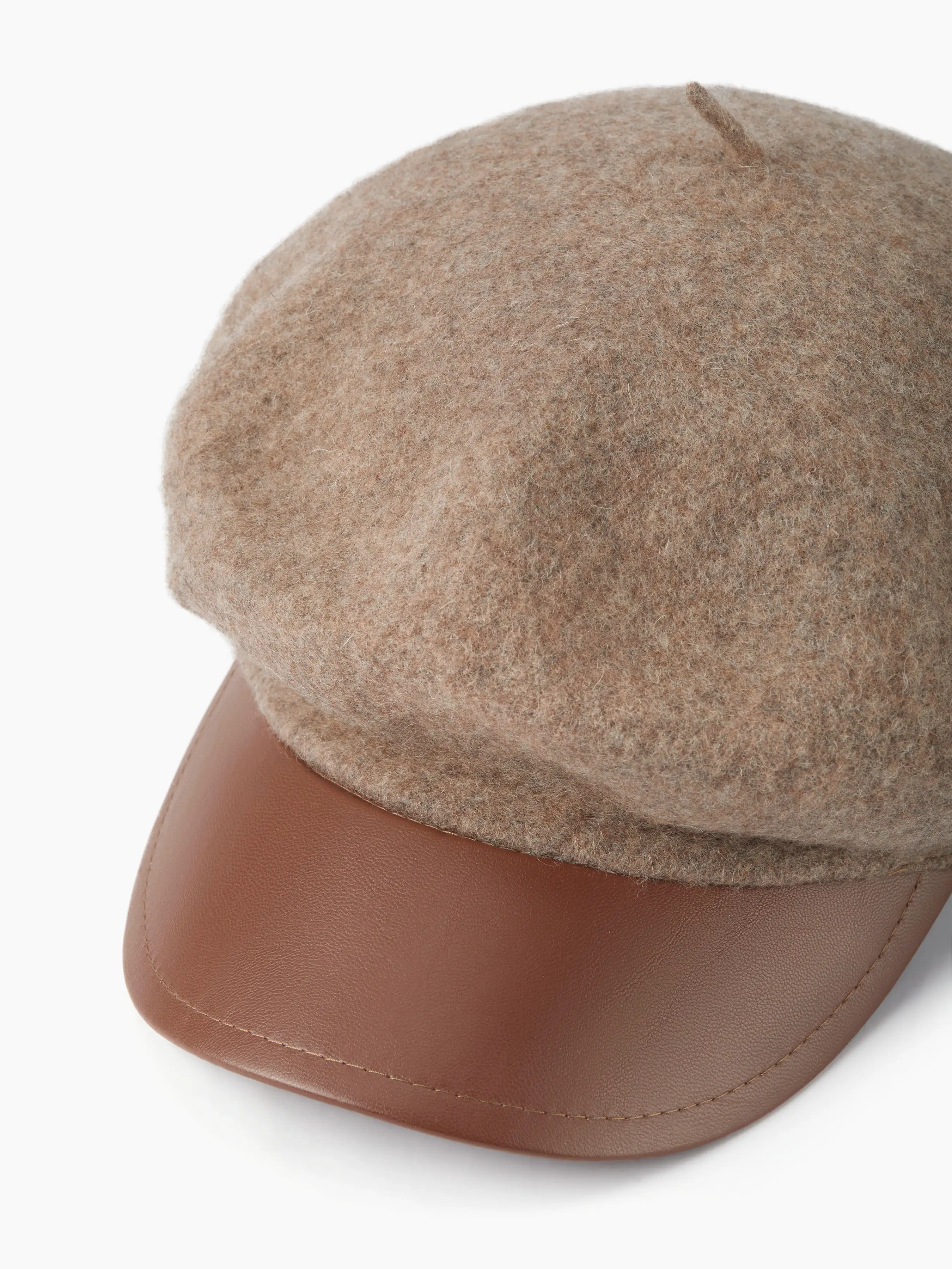 6467-trimmed-beret-1.webp