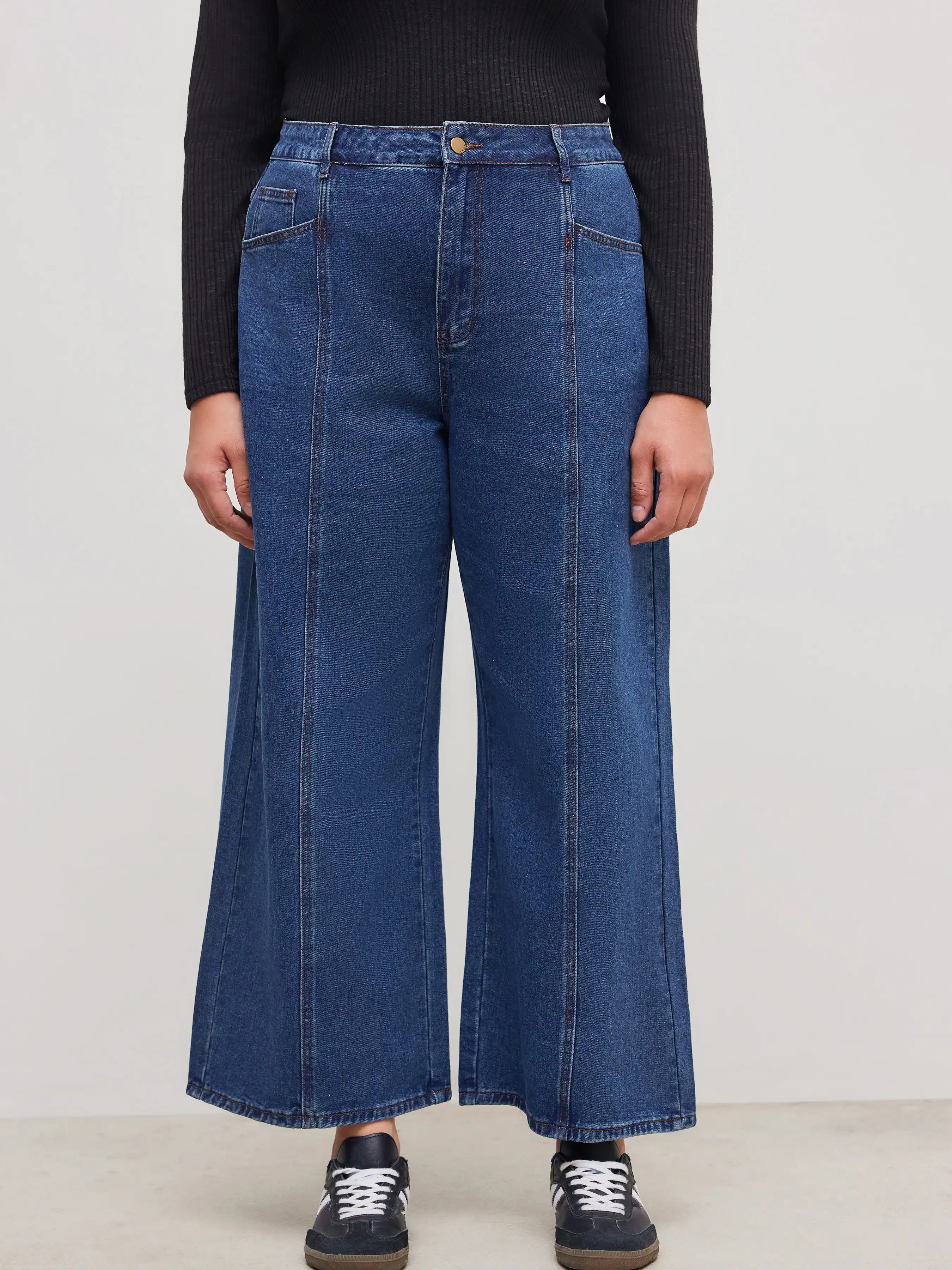 Cider Denim Mid Rise Pocket Wide Leg Jeans Curve & Plus