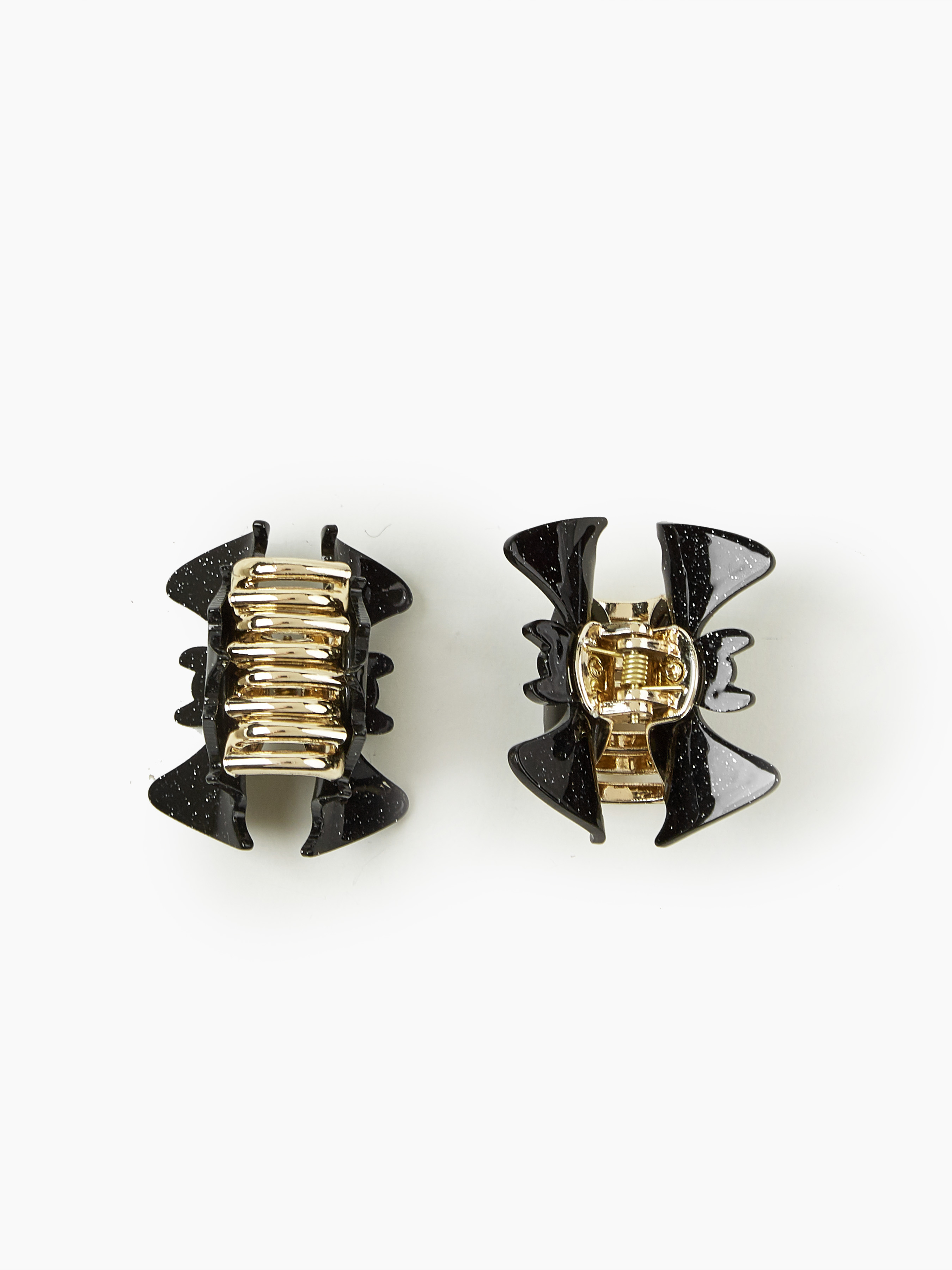 6706-2pcs-bat-shaped-hair-claw-1.jpg
