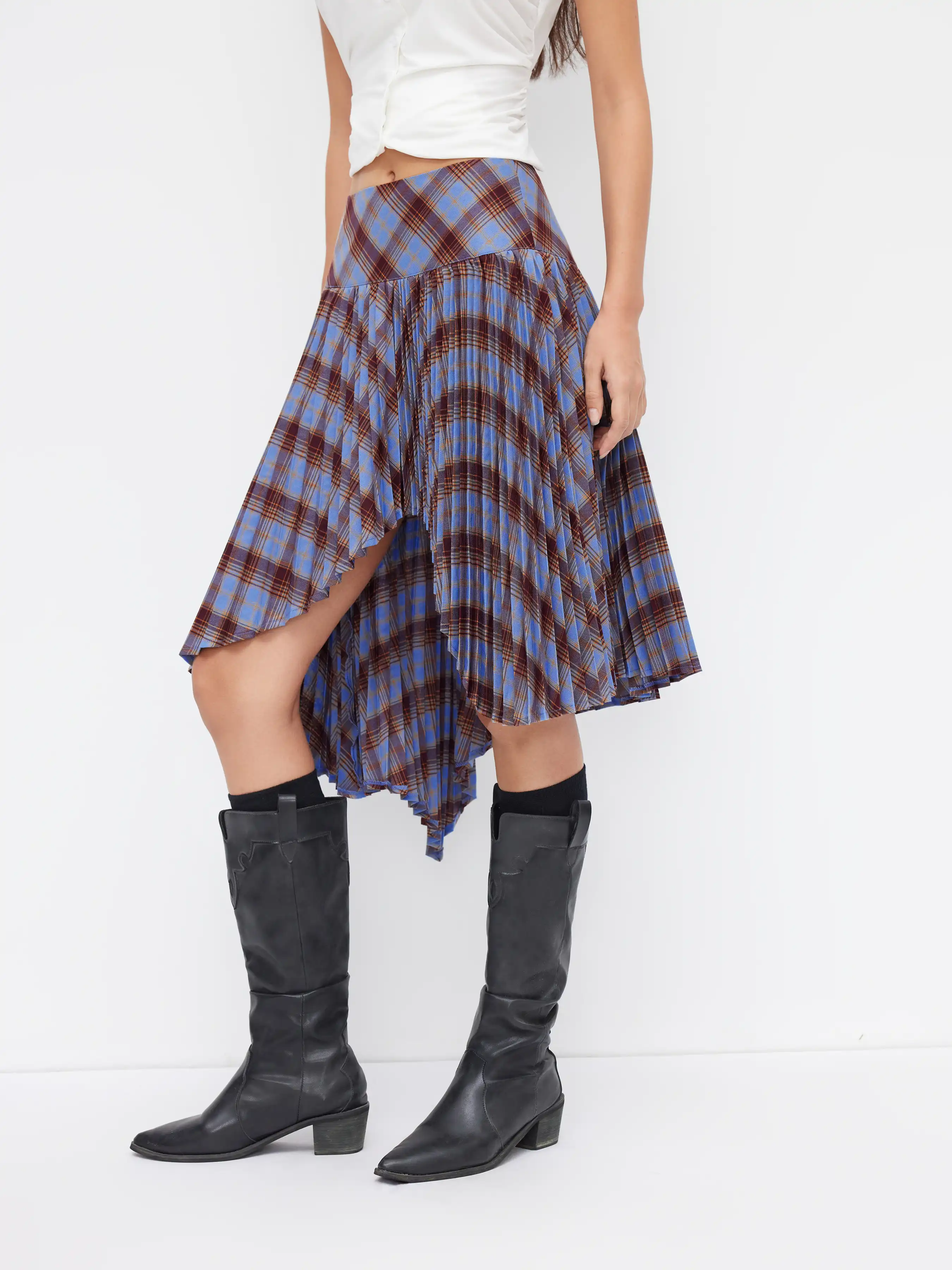 Plaid Mid Rise Asymmetrical Hem Pleated Midi Skirt
