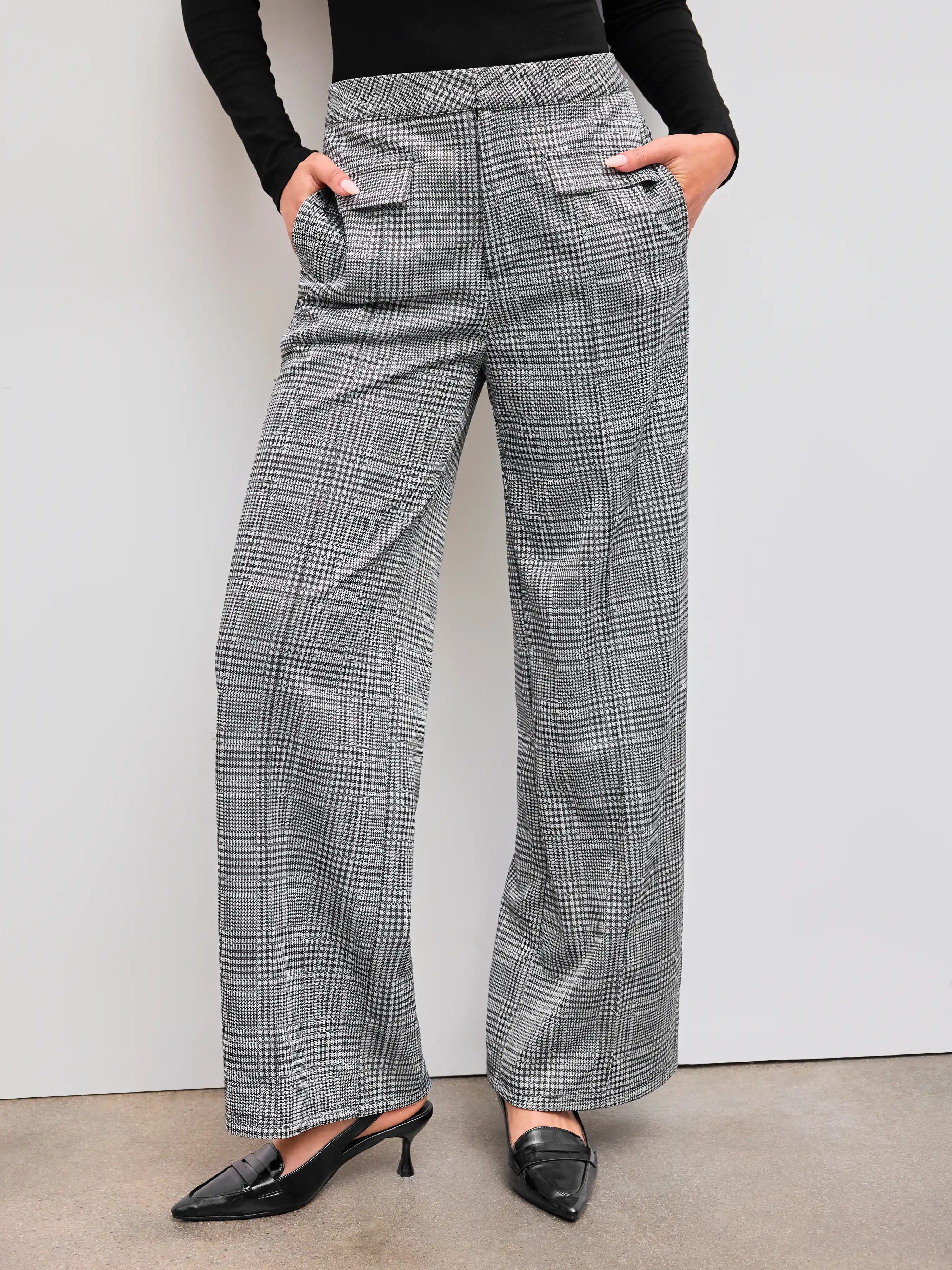 Mid Rise Check Pocket Straight Leg Trousers