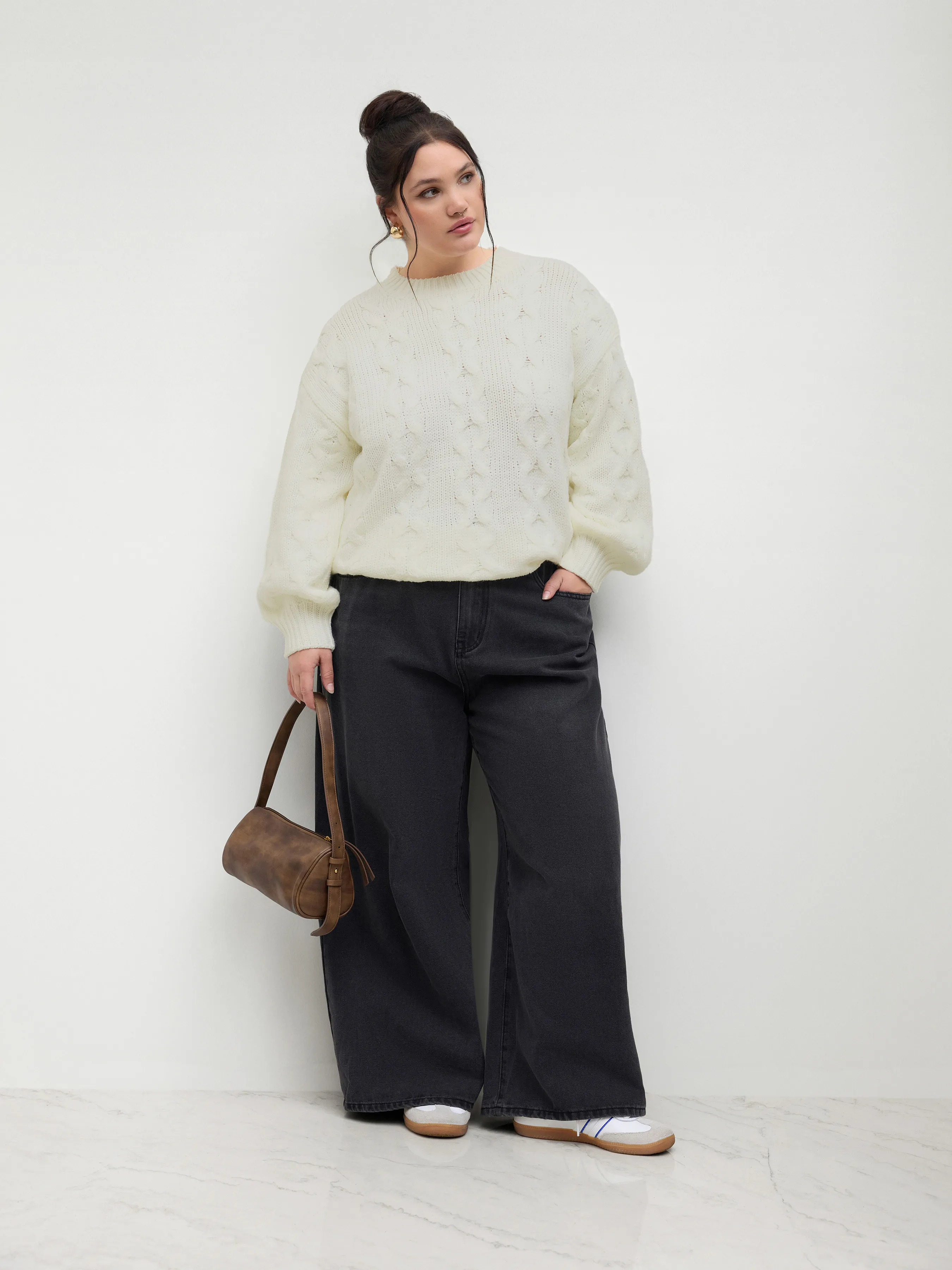 Cable Knit Round Neckline Oversized Sweater Curve & Plus