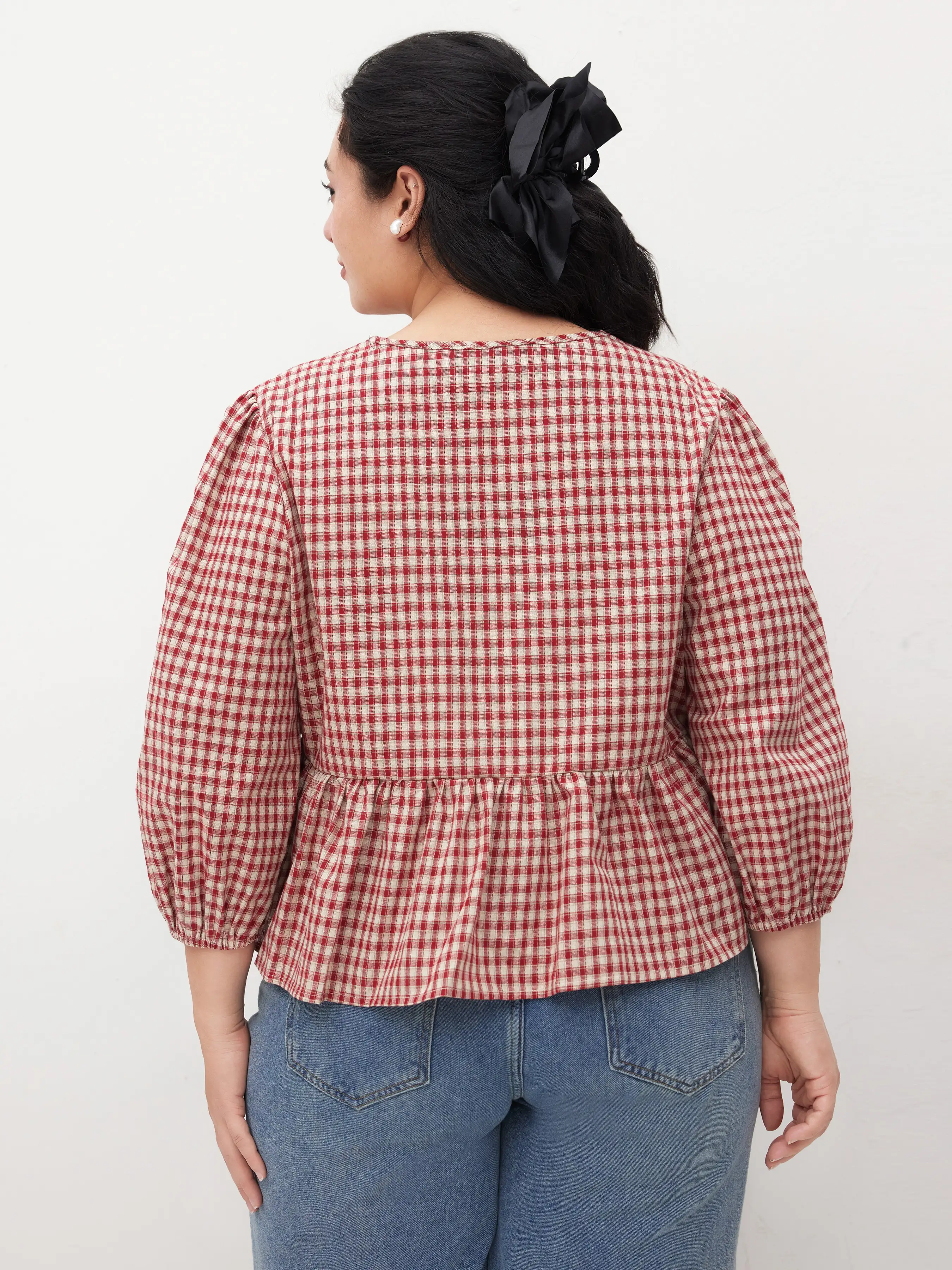 7140-100-cotton-round-neckline-gingham-tie-front-ruffle-hem-long-sleeve-blouse-curve-plus-1.webp