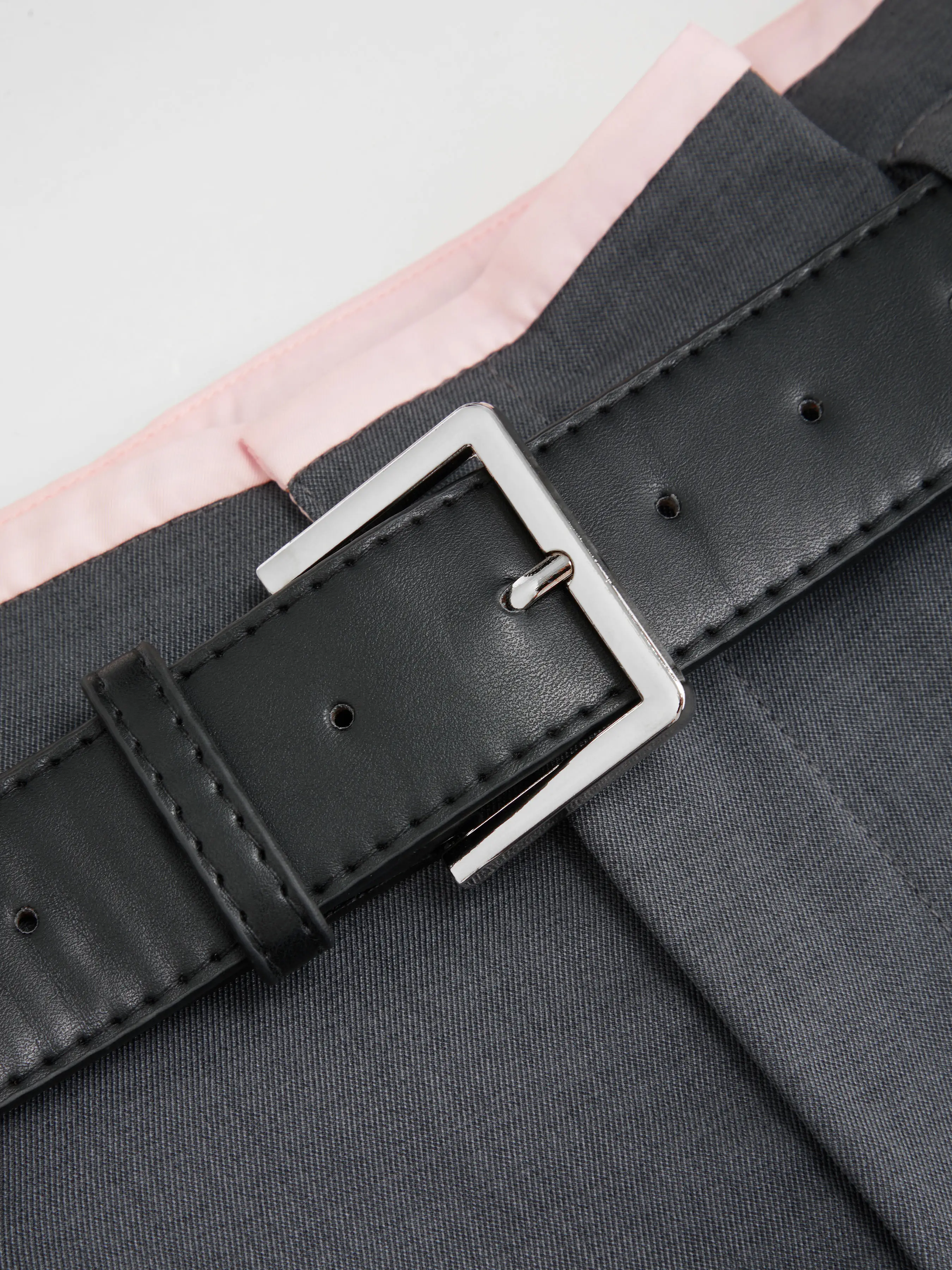 7322-low-rise-contrasting-binding-wide-leg-trousers-with-belt-1.webp