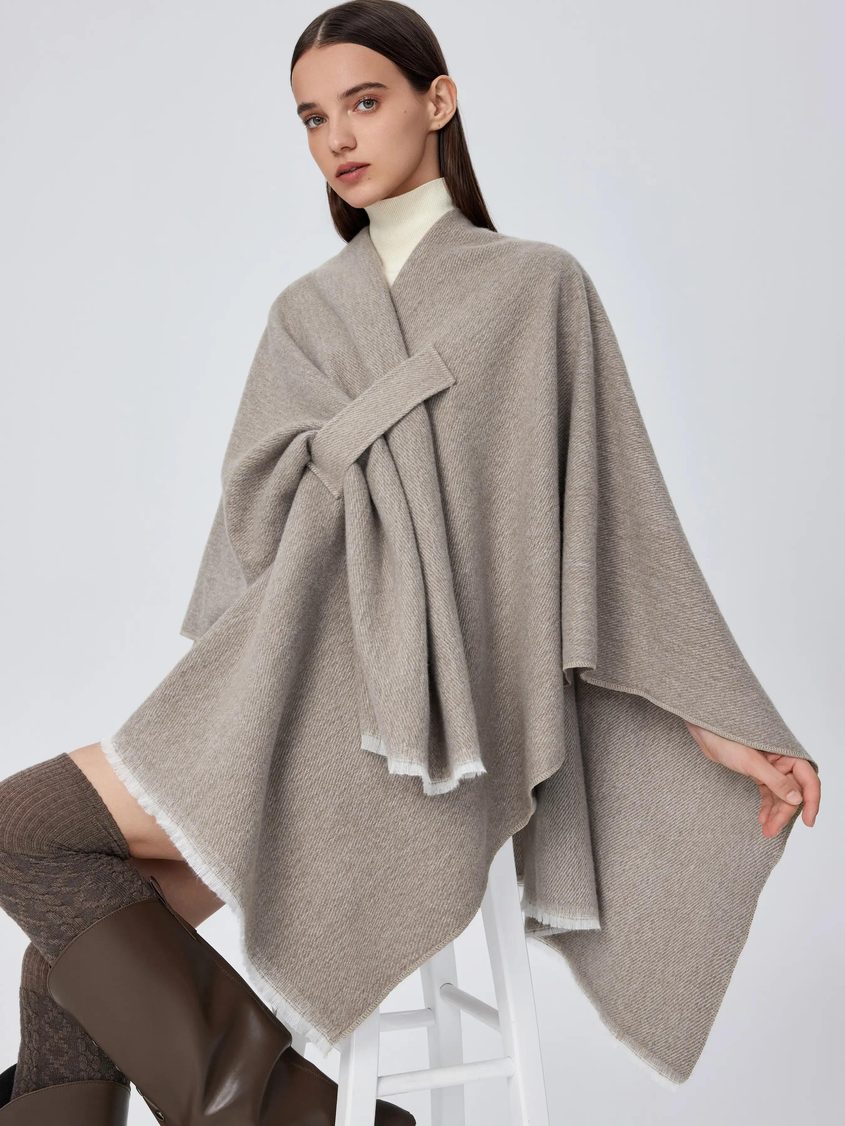 78-winter-warm-shawl-1.webp