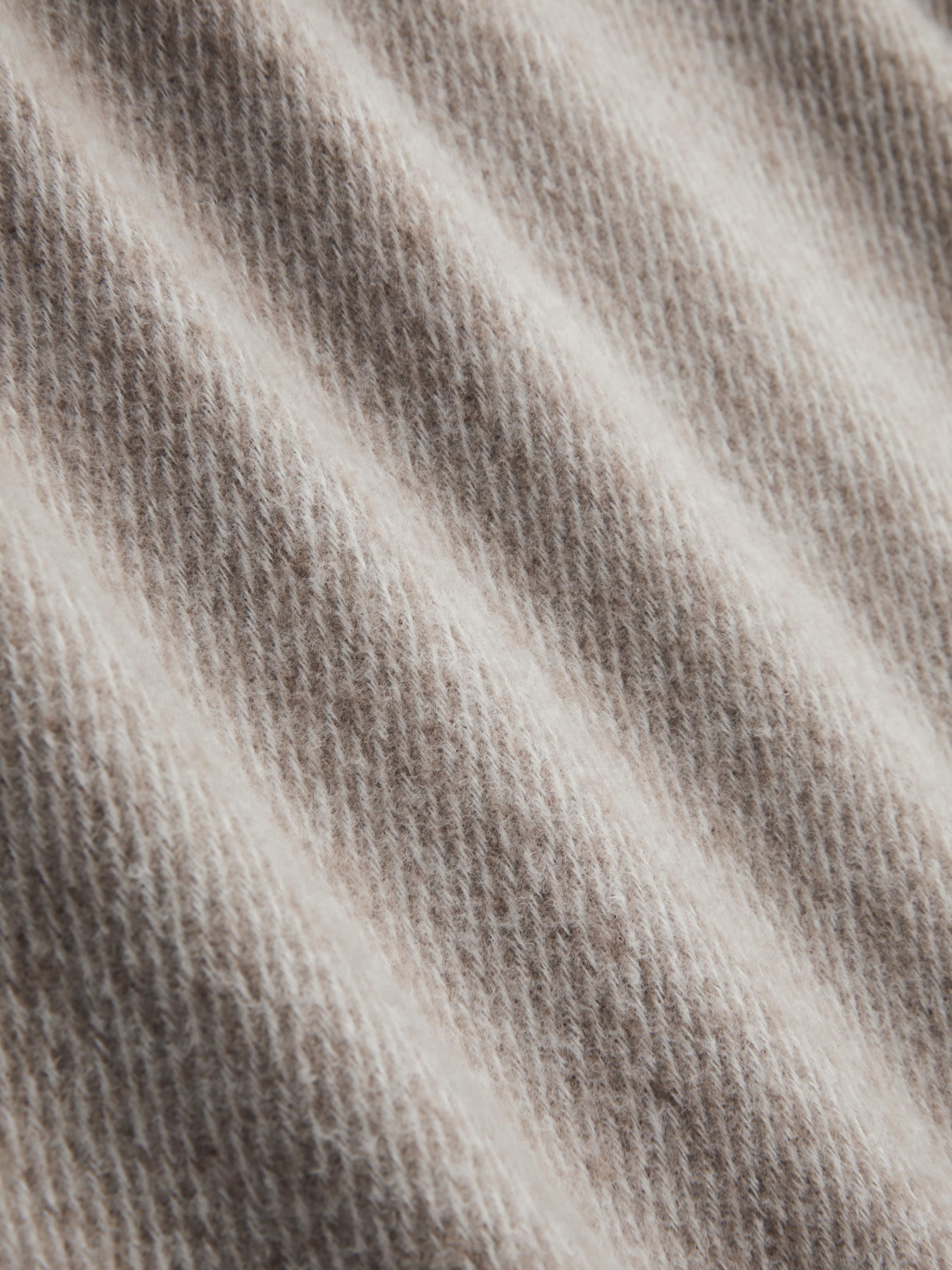 78-winter-warm-shawl-1.webp