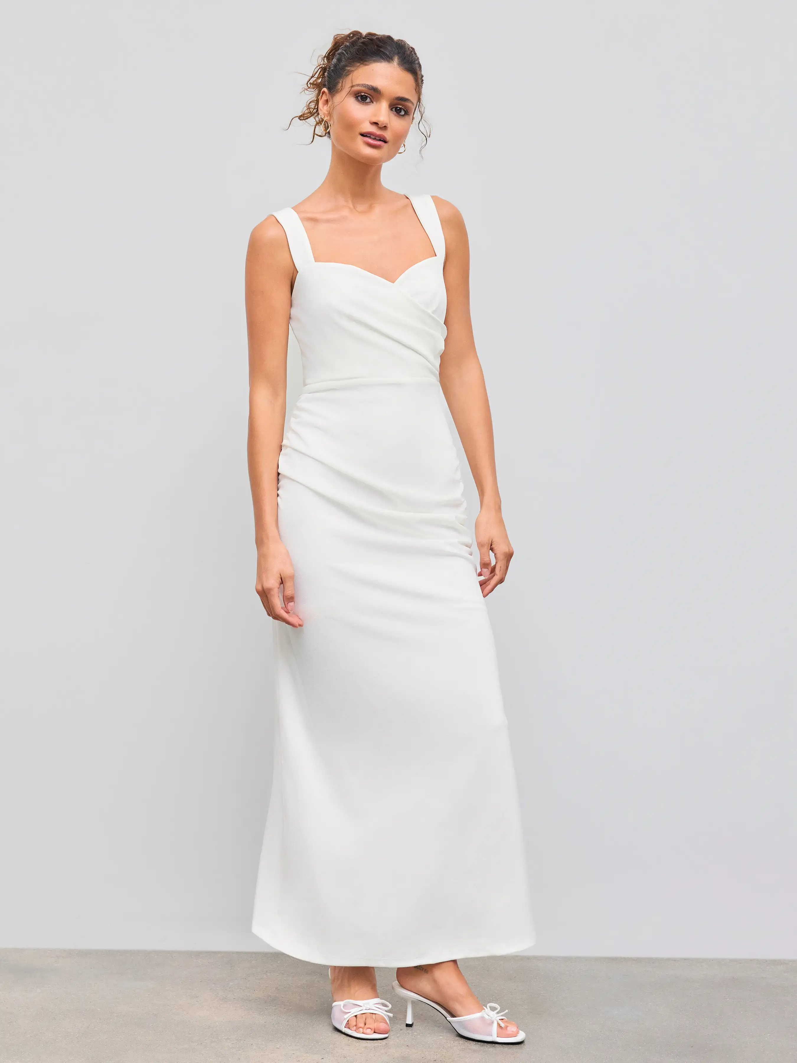 Woven Sweetheart Solid Ruched Maxi Dress