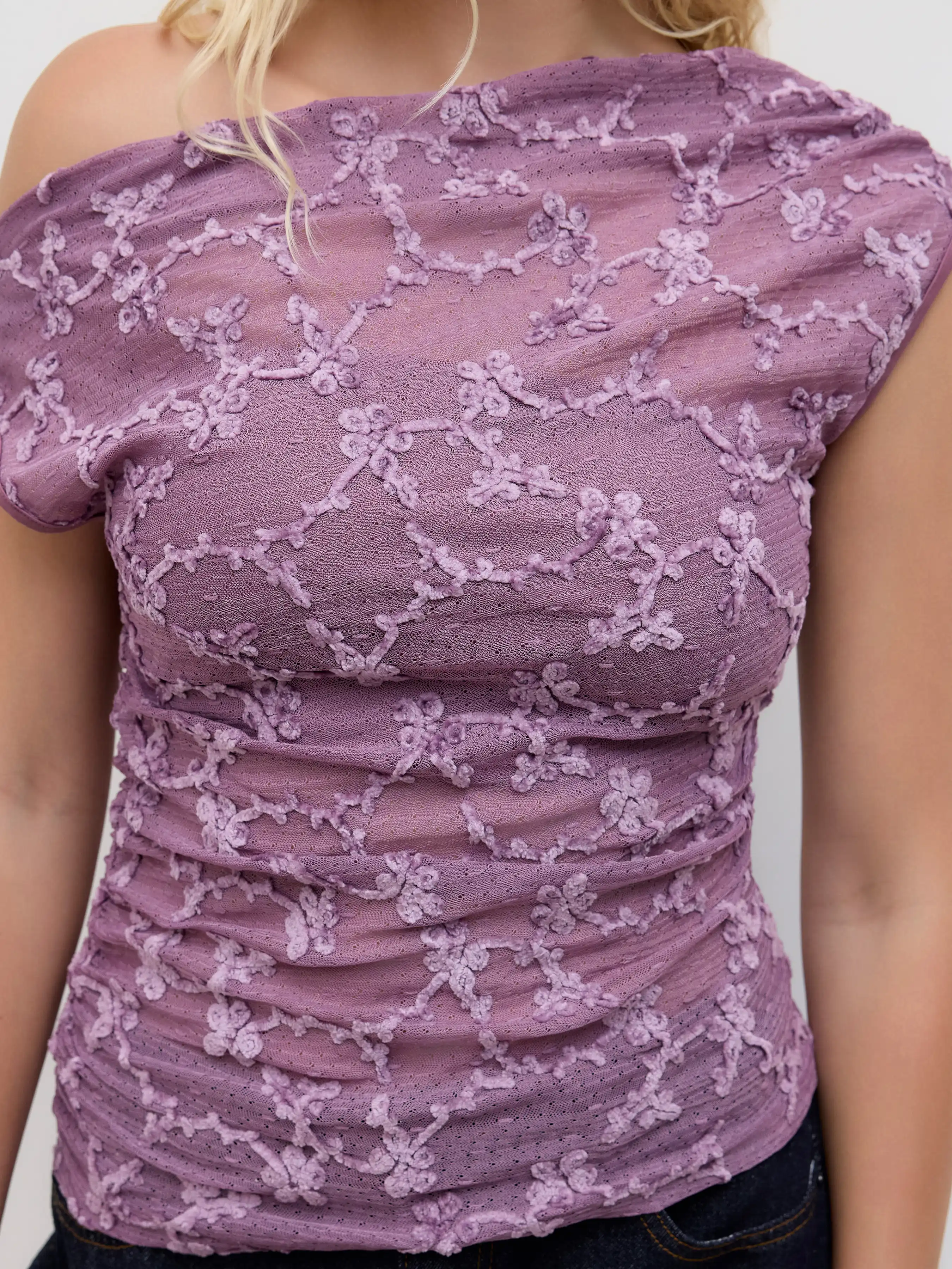 7876-asymmetrical-neck-floral-ruched-top-crop-bandeau-top-1.webp