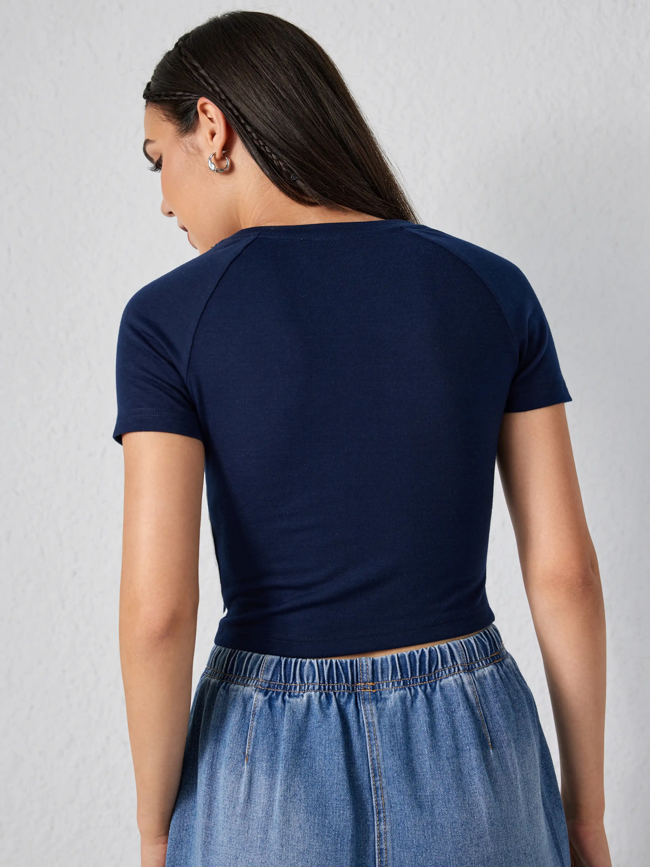 8361-round-neck-graphic-short-sleeve-crop-tee-1.webp
