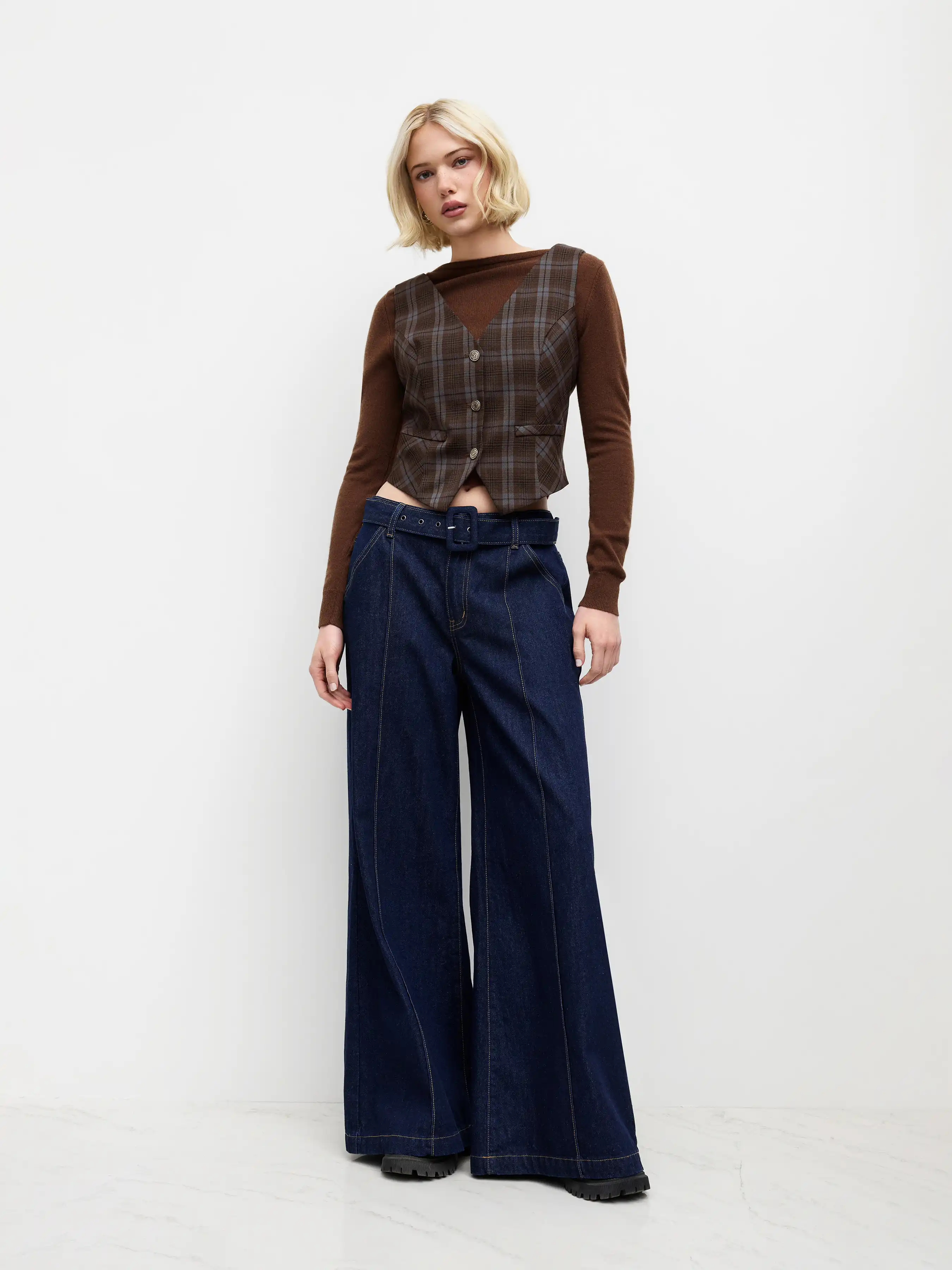 8374-high-stretch-cider-denim-low-rise-baggy-jeans-with-belt-1.webp