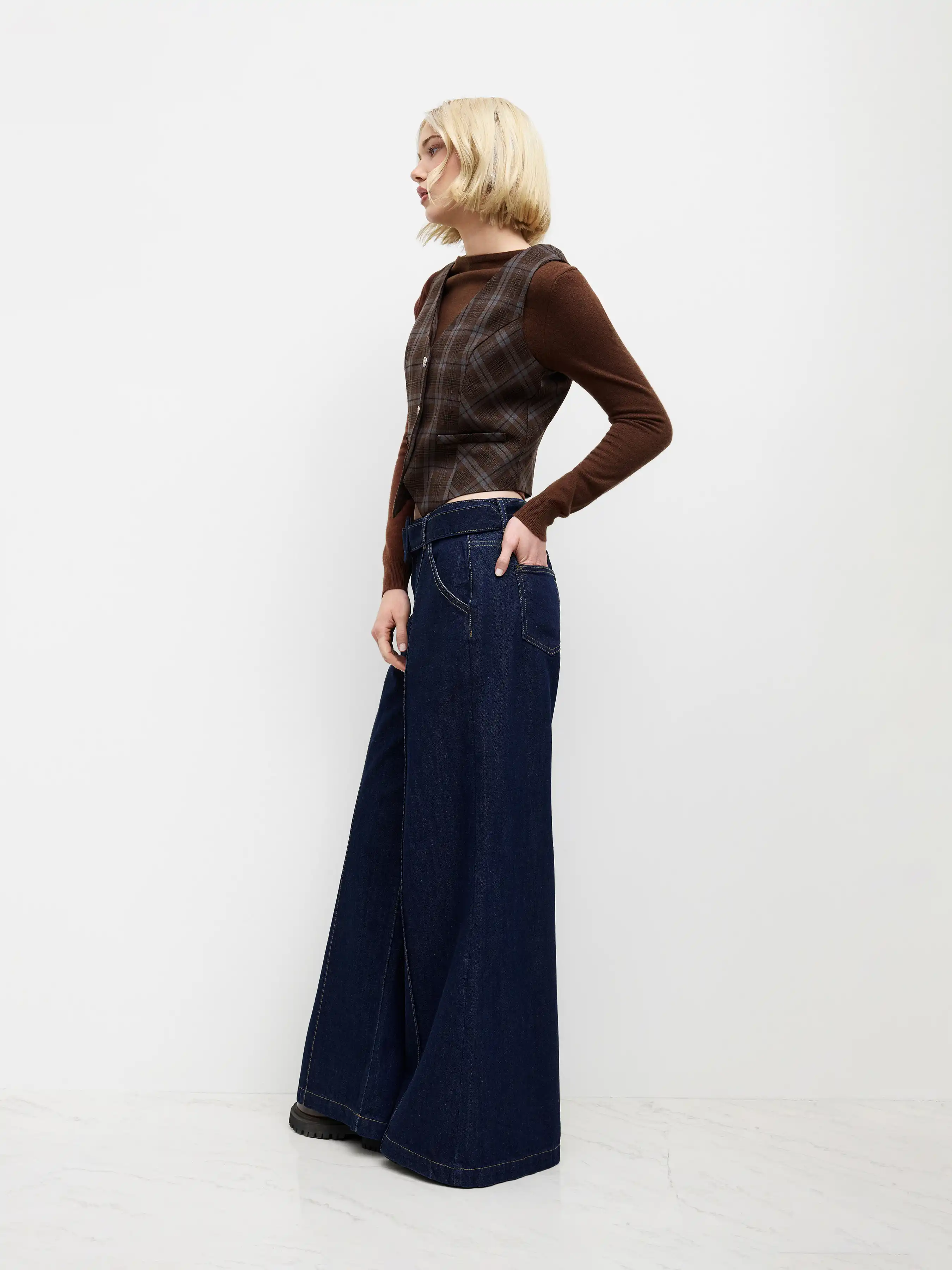 8374-high-stretch-cider-denim-low-rise-baggy-jeans-with-belt-1.webp
