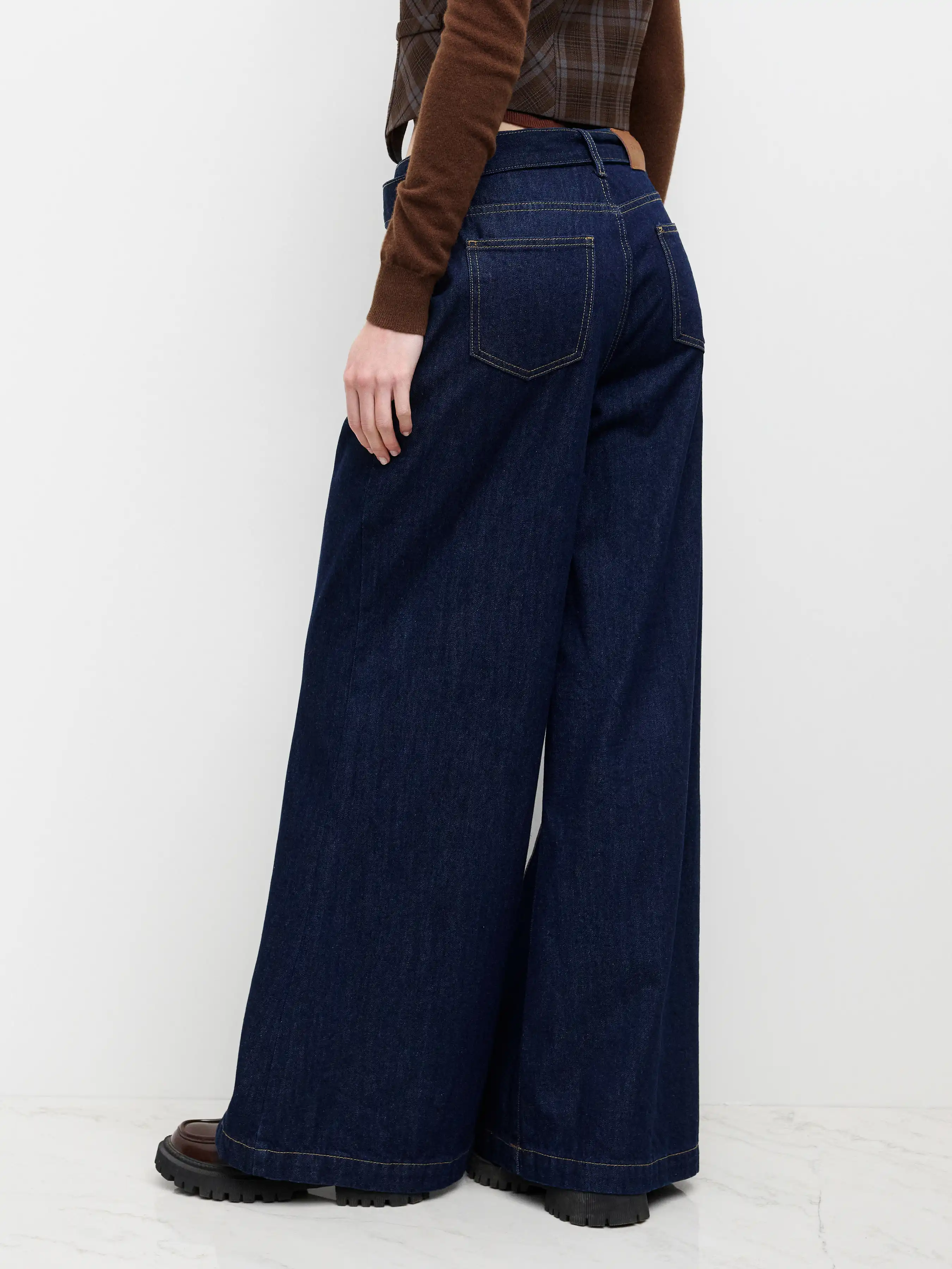 8374-high-stretch-cider-denim-low-rise-baggy-jeans-with-belt-1.webp
