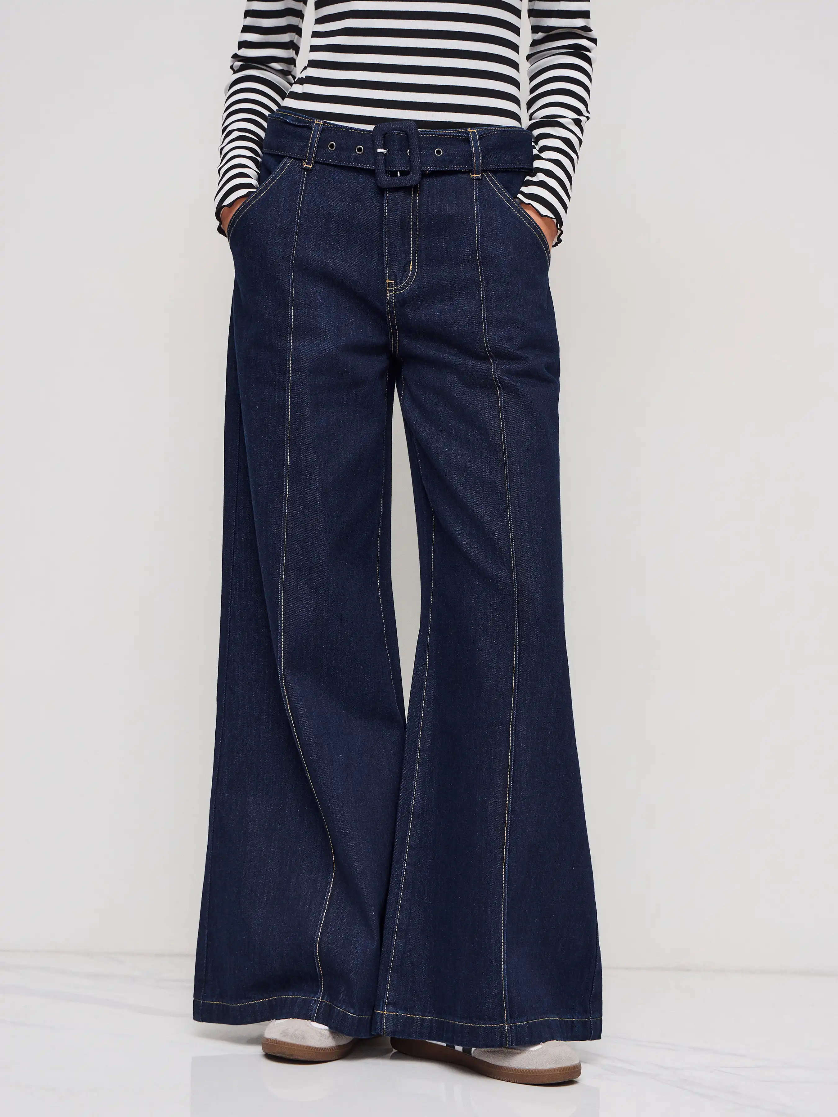 8374-high-stretch-cider-denim-low-rise-baggy-jeans-with-belt-1.webp