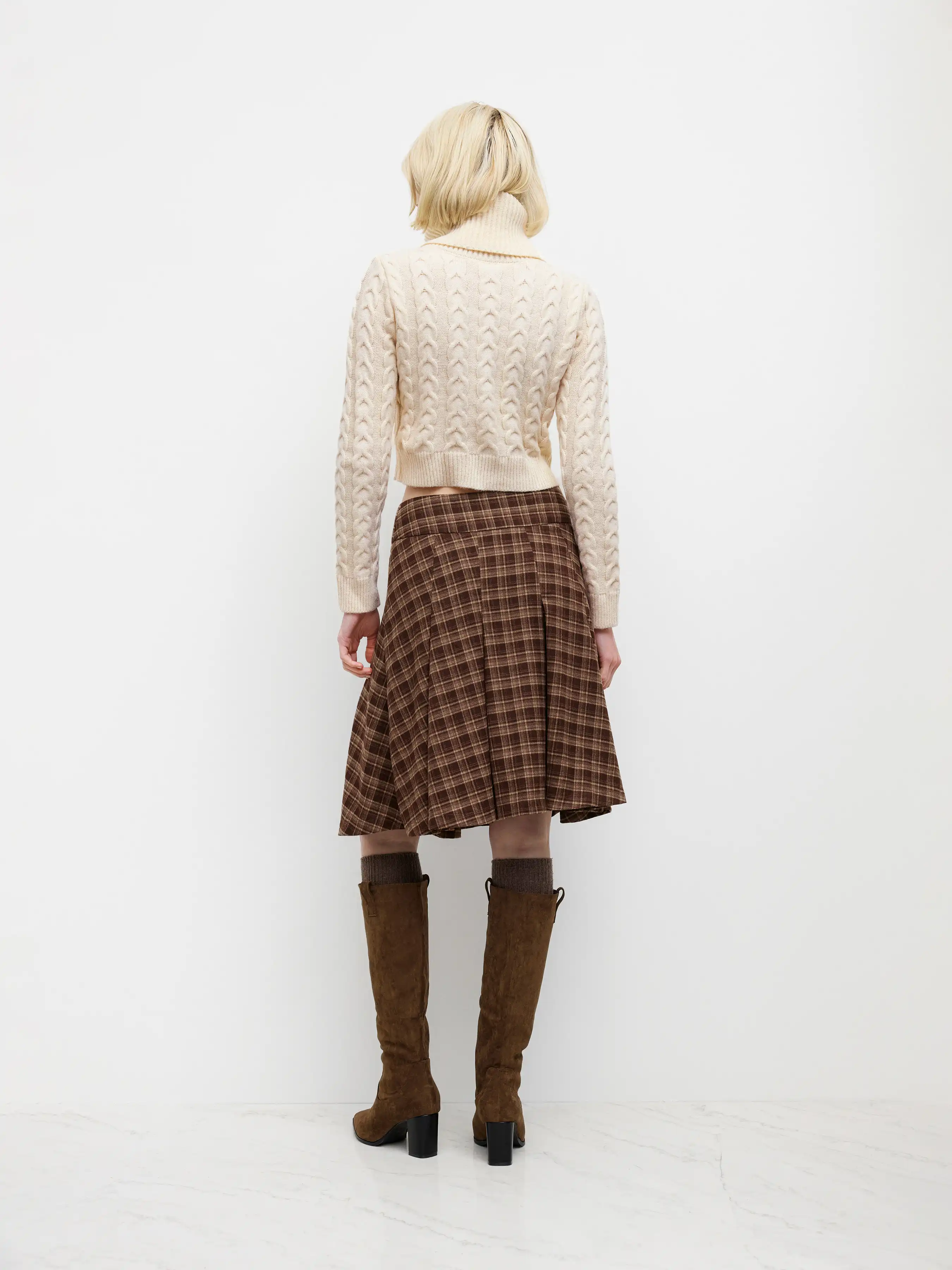 8811-cable-knit-high-neck-long-sleeve-crop-top-1.webp