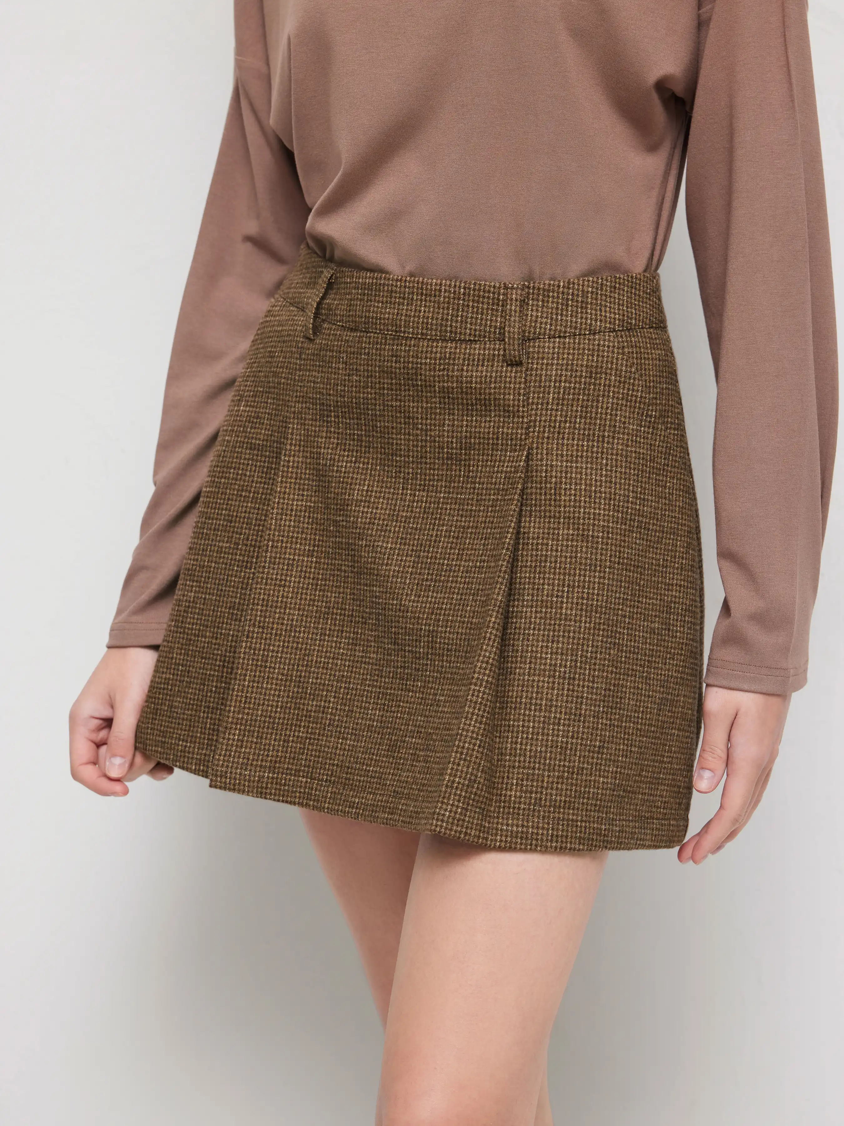 Wool-look Mid Rise Pleated Mini Skirt