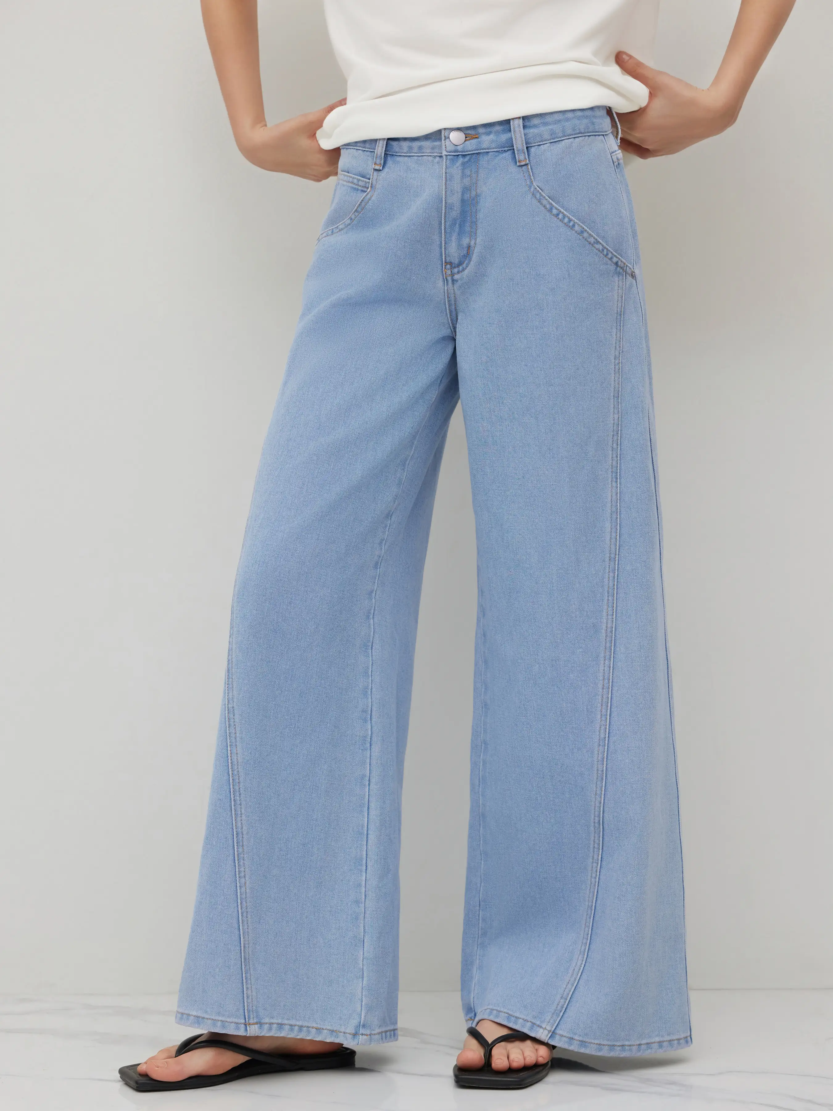 9093-cider-denim-low-rise-wide-leg-jeans-1.webp