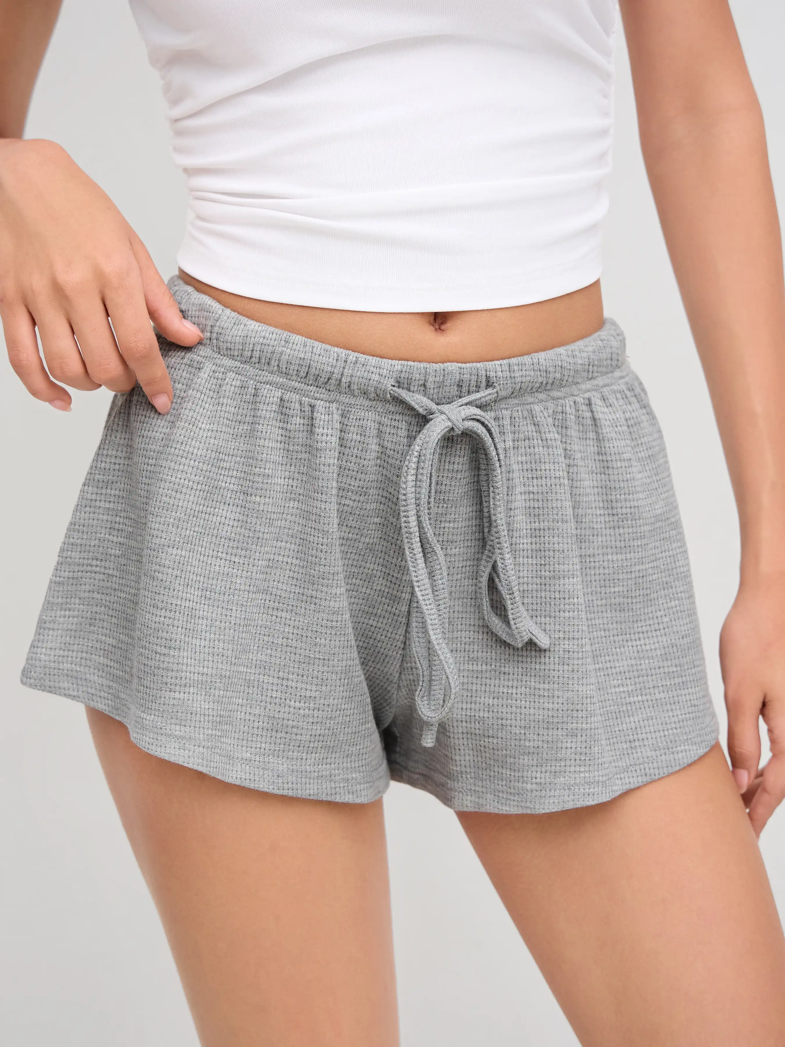 9939-cotton-blend-low-rise-elastic-waist-shorts-1.webp